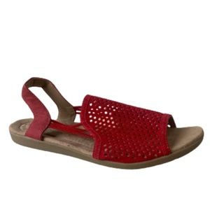 NEW Earth Origins Perforated Hadley Slingback Leather Sandal